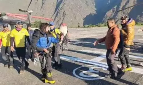 2 women climbers stranded in Uttarakhands Chamoli rescued after 3 days