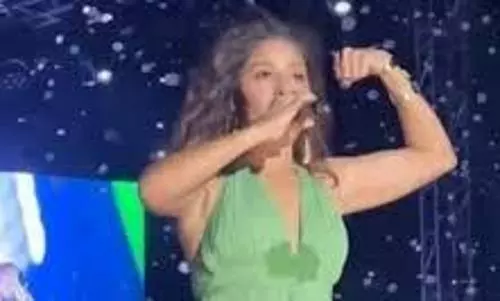 Sunidhi Chauhan