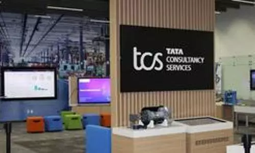 TCS hires 5,726 people, reports 5% increase in net profit in Q2