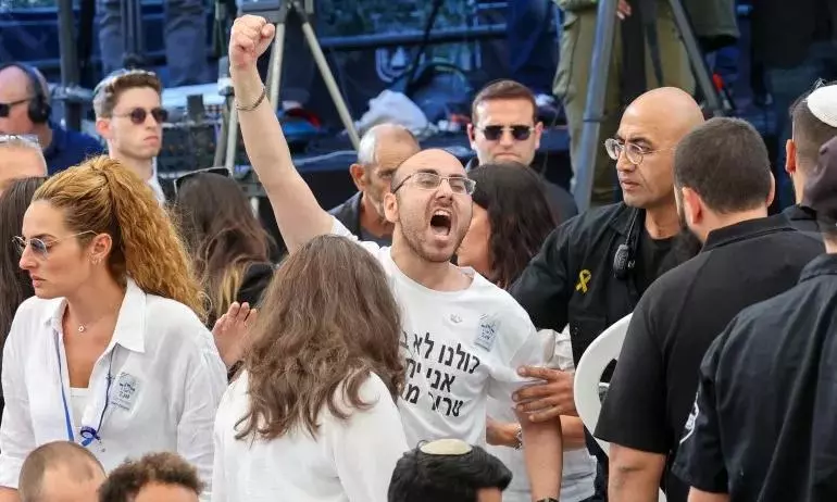 Israeli protesters interrupt Netanyahu’s speech amid ceasefire talks in Doha