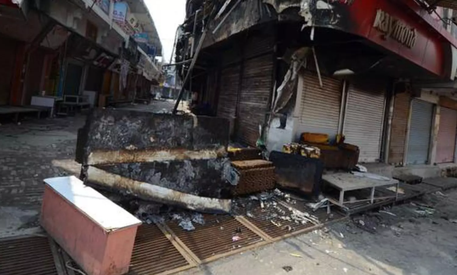 BJP leaders, other accused in Muzaffarnagar riots surrender before UP court