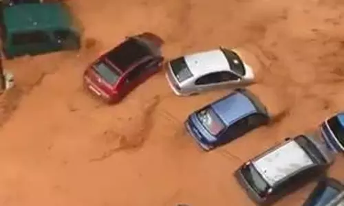 Flash floods in eastern Spain leave 62 dead