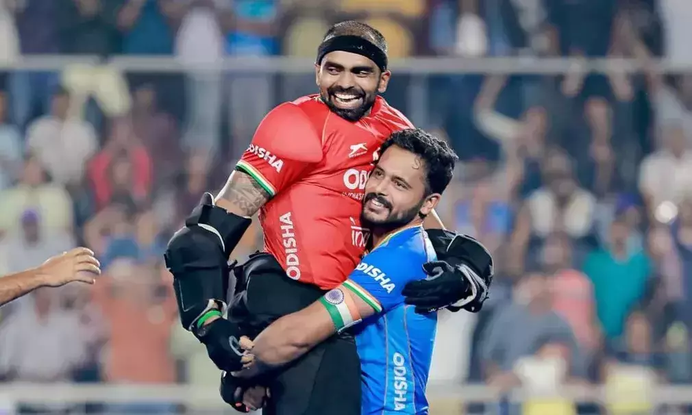 Double delight for India: Harmanpreet Singh, PR Sreejesh sweep top honors at FIH Awards 2024