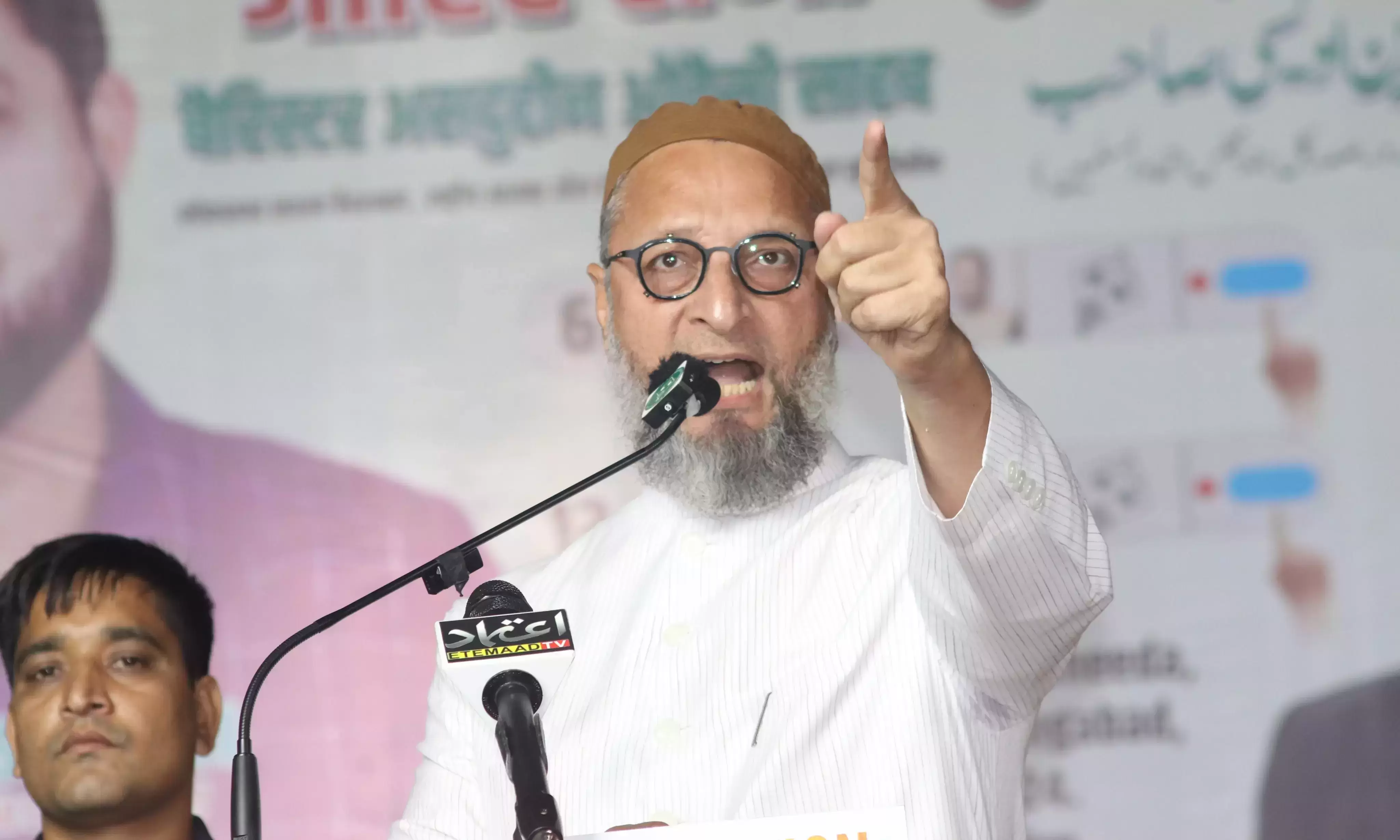 Our ancestors fought the British, yours wrote love letters: Owaisi   slams BJP