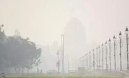 Amid pollution chokehold, Delhi govt seeks Centres nod for artificial rain