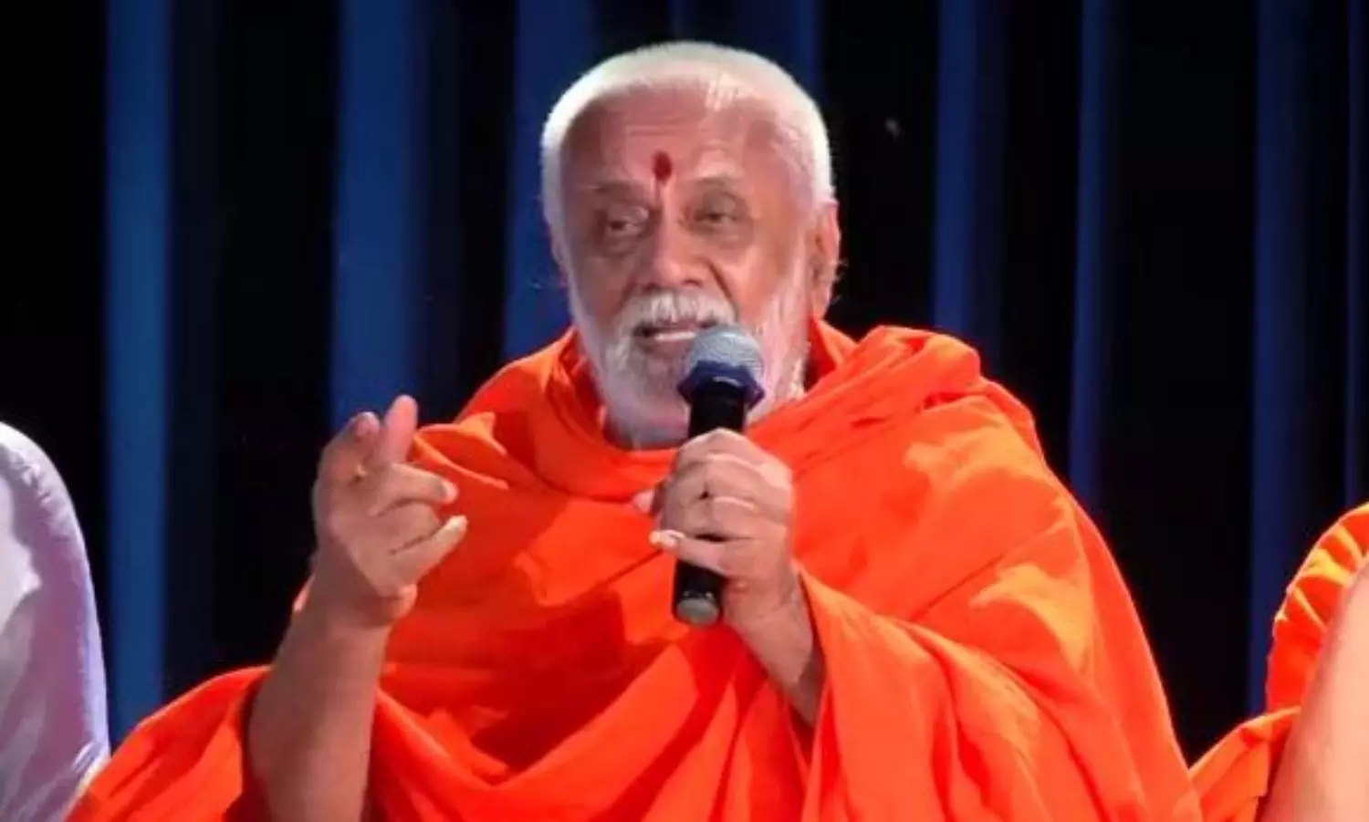 Karnataka seer demands stripping Muslims of voting rights