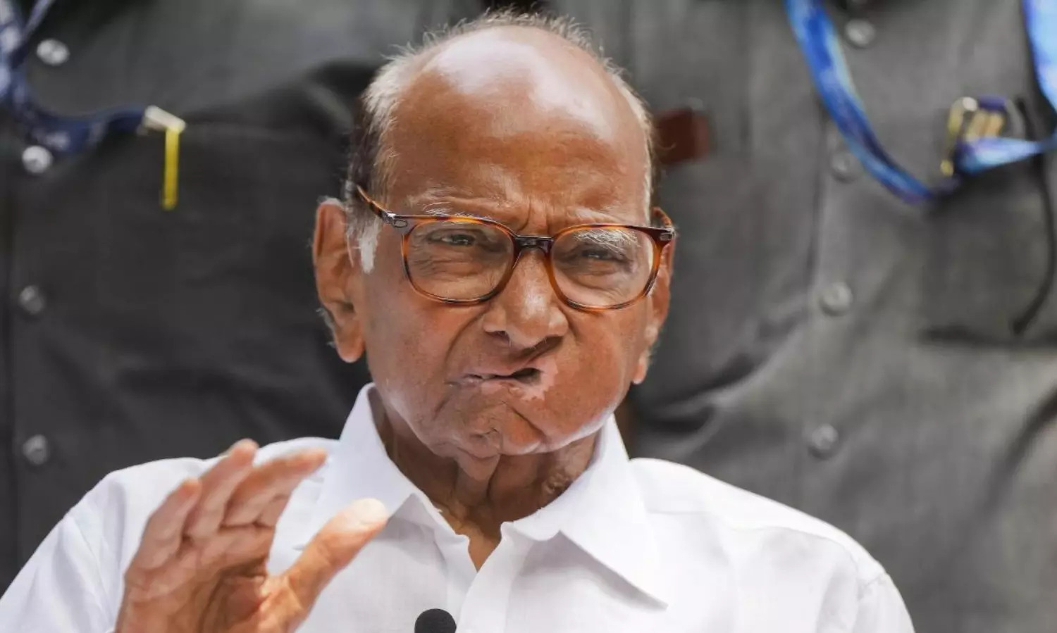 Sharad Pawar visits village which planned repoll using ballot papers