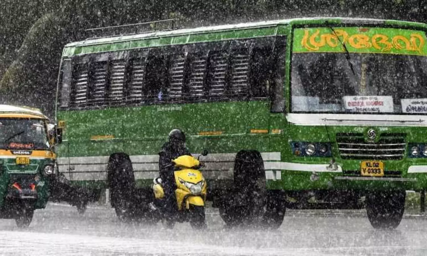 Red alert issued by IMD in three Kerala districts
