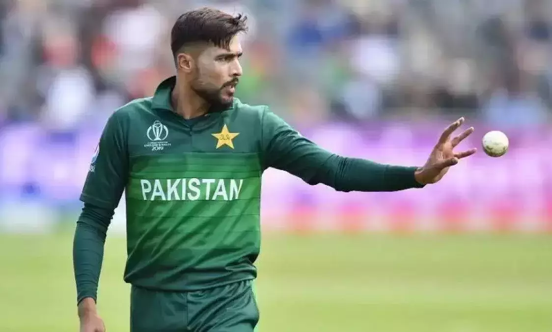 Pak pacer Mohammad Amir announces retirement from international cricket