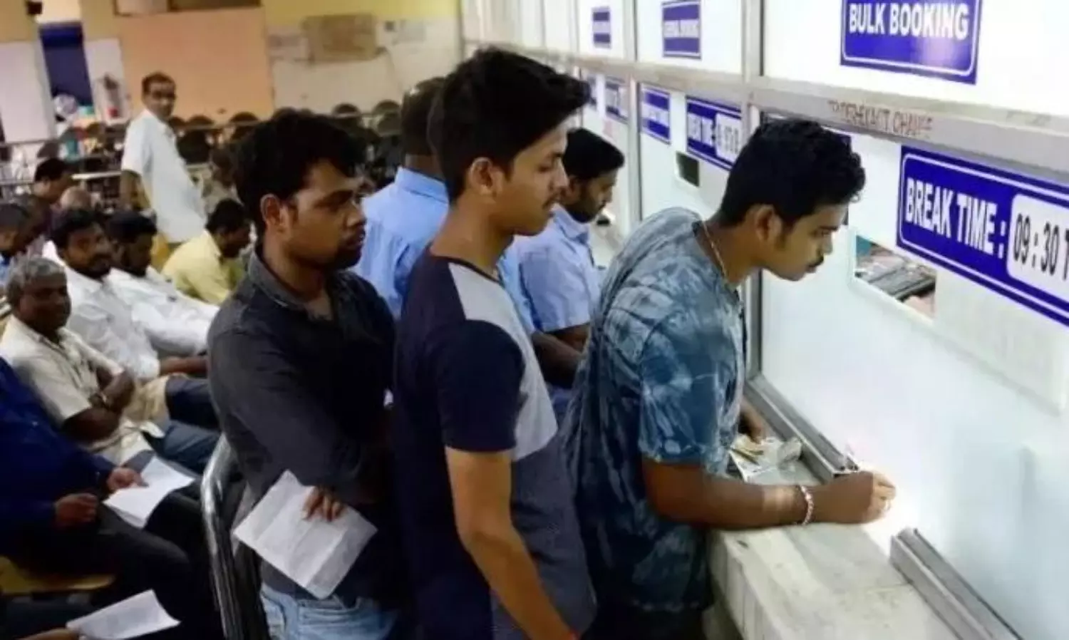 IRCTC mobile app and website down, users unable to book Tatkal tickets