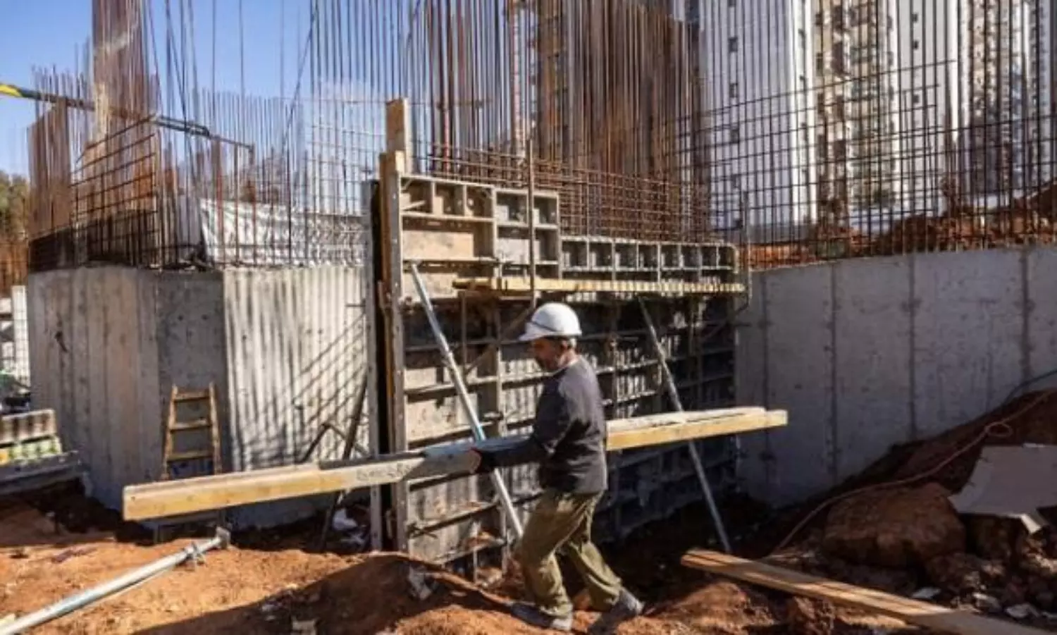 Thousands of Indian workers enter Israel, replacing barred Palestinians: report