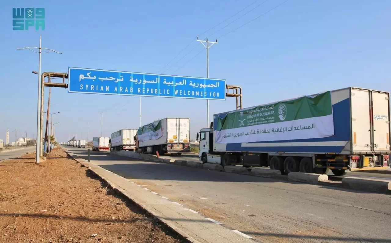 Saudi delivers 60 aid trucks to support relief efforts in Syria