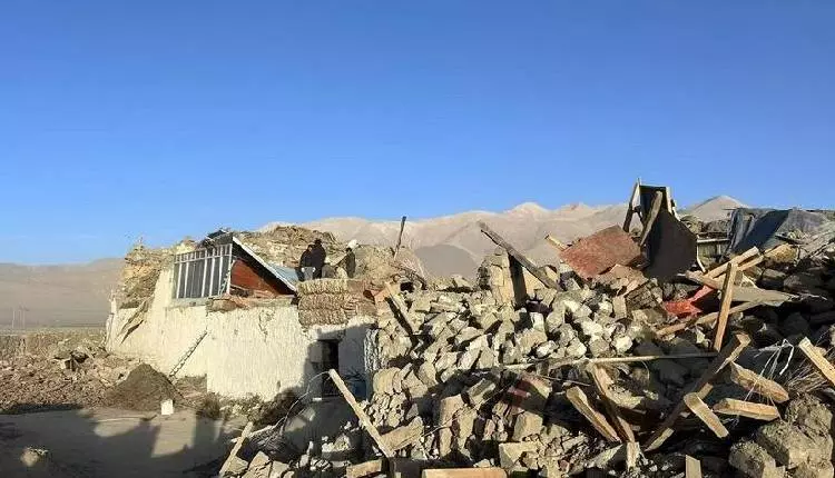 Nepal-Tibet earthquake kills over 126, 1000+ homes collapsed