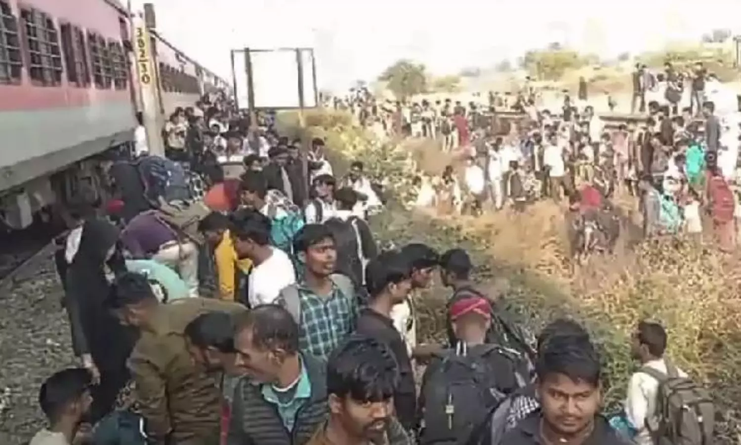 Jalgaon tragedy: 12 dead after fleeing train fire, hit by another train