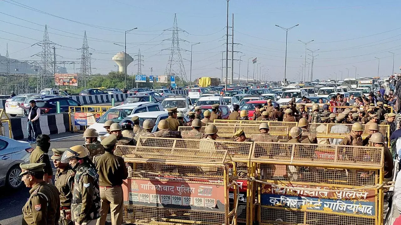 Republic Day: Delhi Police issues traffic advisory, imposes restrictions