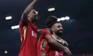 Liverpool downs Tottenham to reach Carabao Cup final