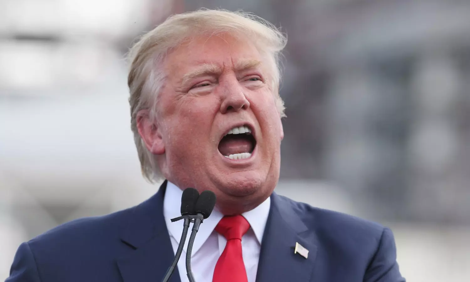 BACK TO PLASTIC!, blares Donald Trump