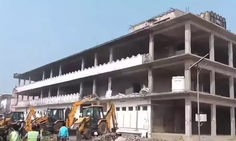 High Court stay expired: UP administration demolishes mosque