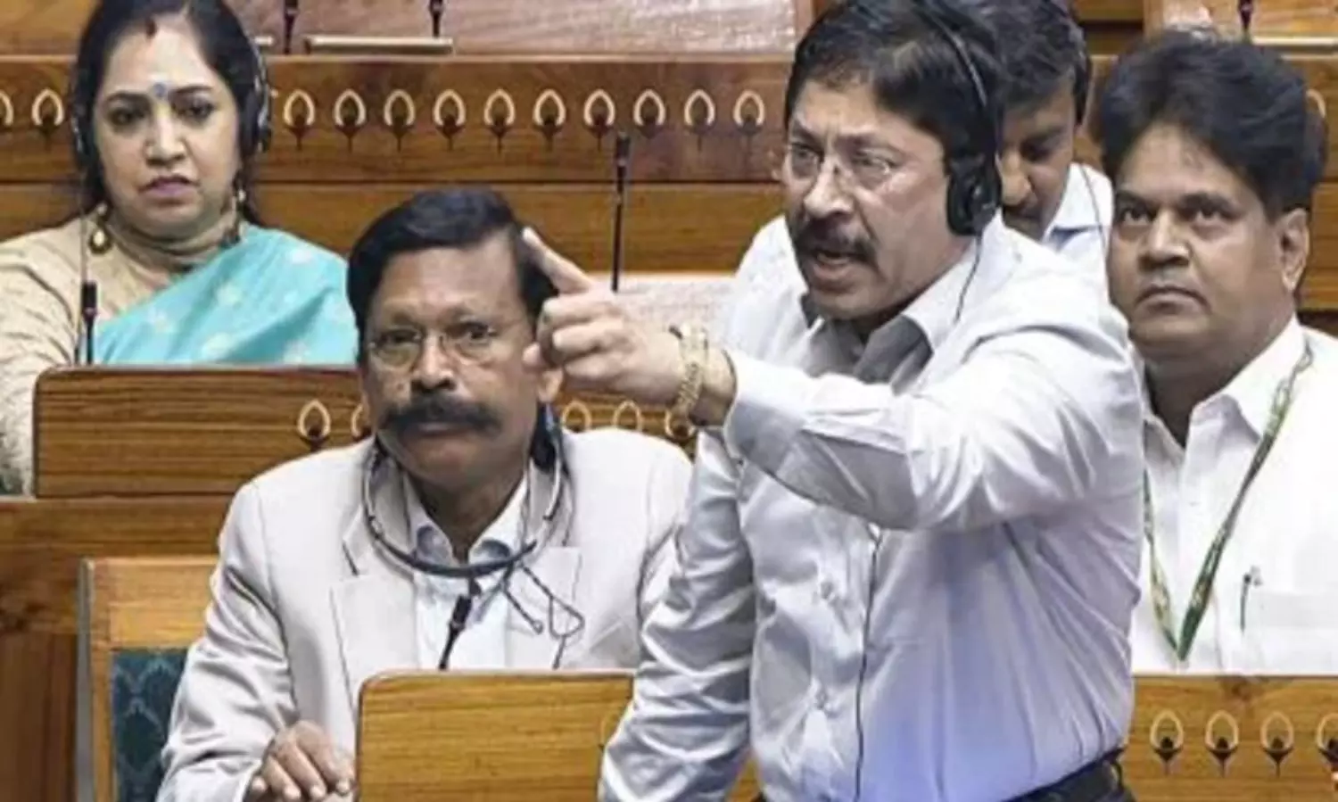 Speaker responds to Maran protesting Sanskrit interpretation of LS debate