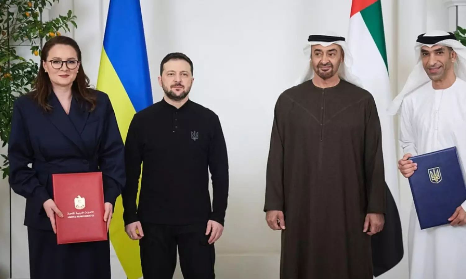 UAE President Sheikh Mohamed meets Ukraine’s Zelensky to discuss conflict resolution, bilateral ties