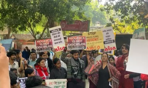 Authoritarianism: Jamia Milia students protest at Jantar Mantar