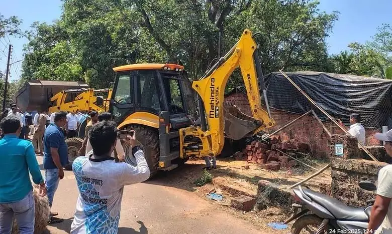 Muslim boy and family arrested, their business demolished over alleged anti-India slogan Muslim boy and family arrested, their business demolished over alleged anti-India slogan