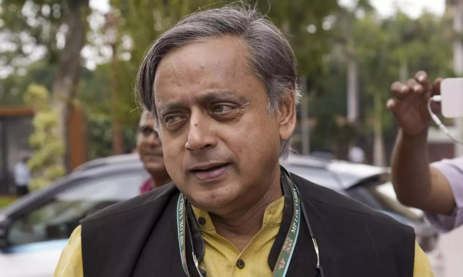 Udit Raj calls Tharoor BJP’s ‘super spokesperson’; BJP spokesperson reacts