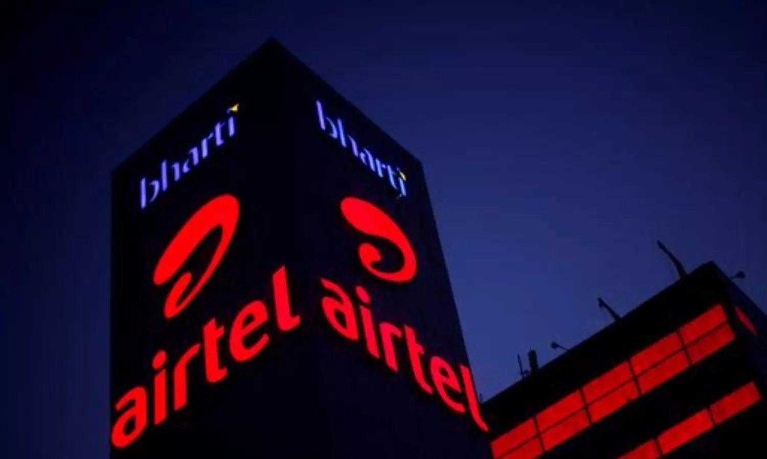 Airtel ties up with SpaceX to bring Starlink internet to India