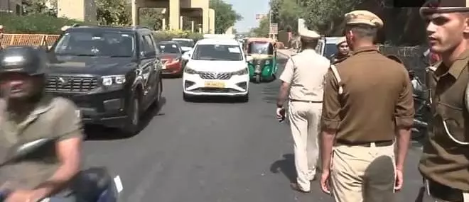 Security measures tightened in Delhi for Holi, Friday prayers