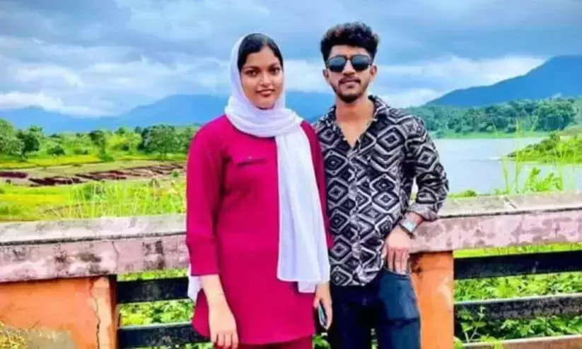 Husband arrested in Thamarassery for hacking wife to death
