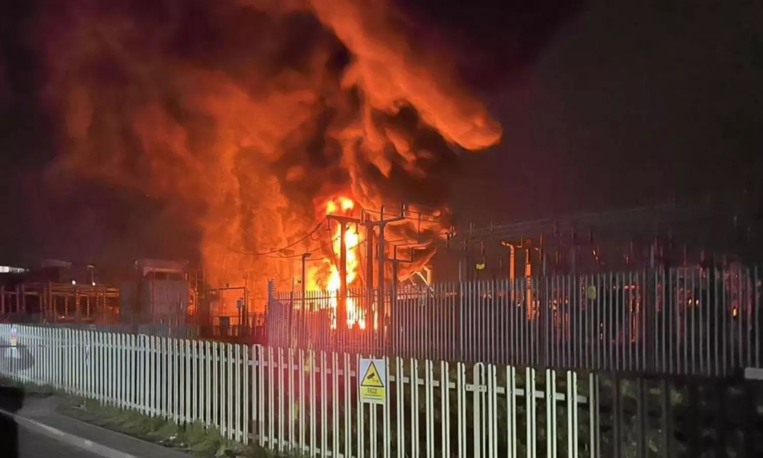 Heathrow Airport closed as major fire breaks out at London substation