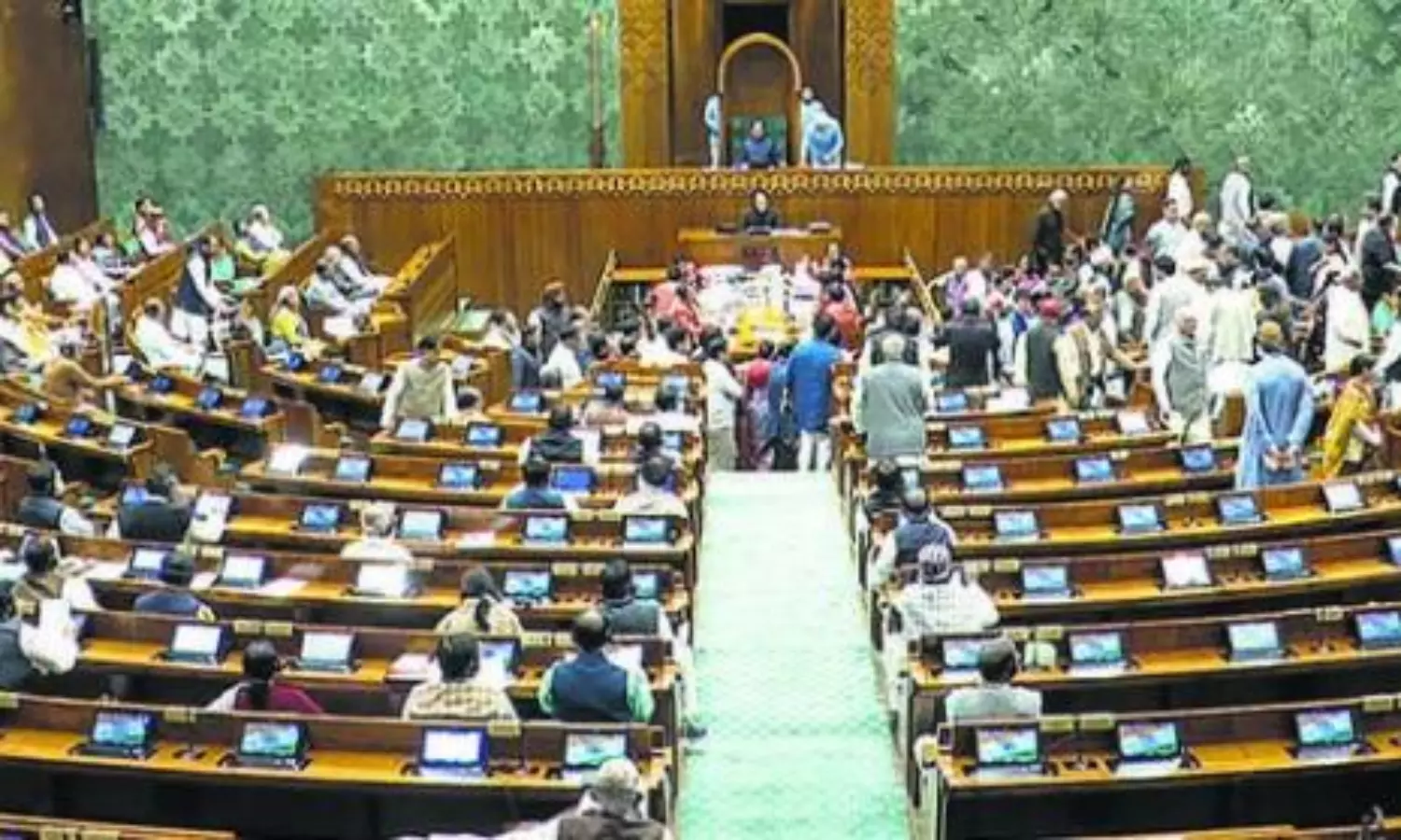 Waqf Bill: Uproar in Lok Sabha as SP leads Opposition protest