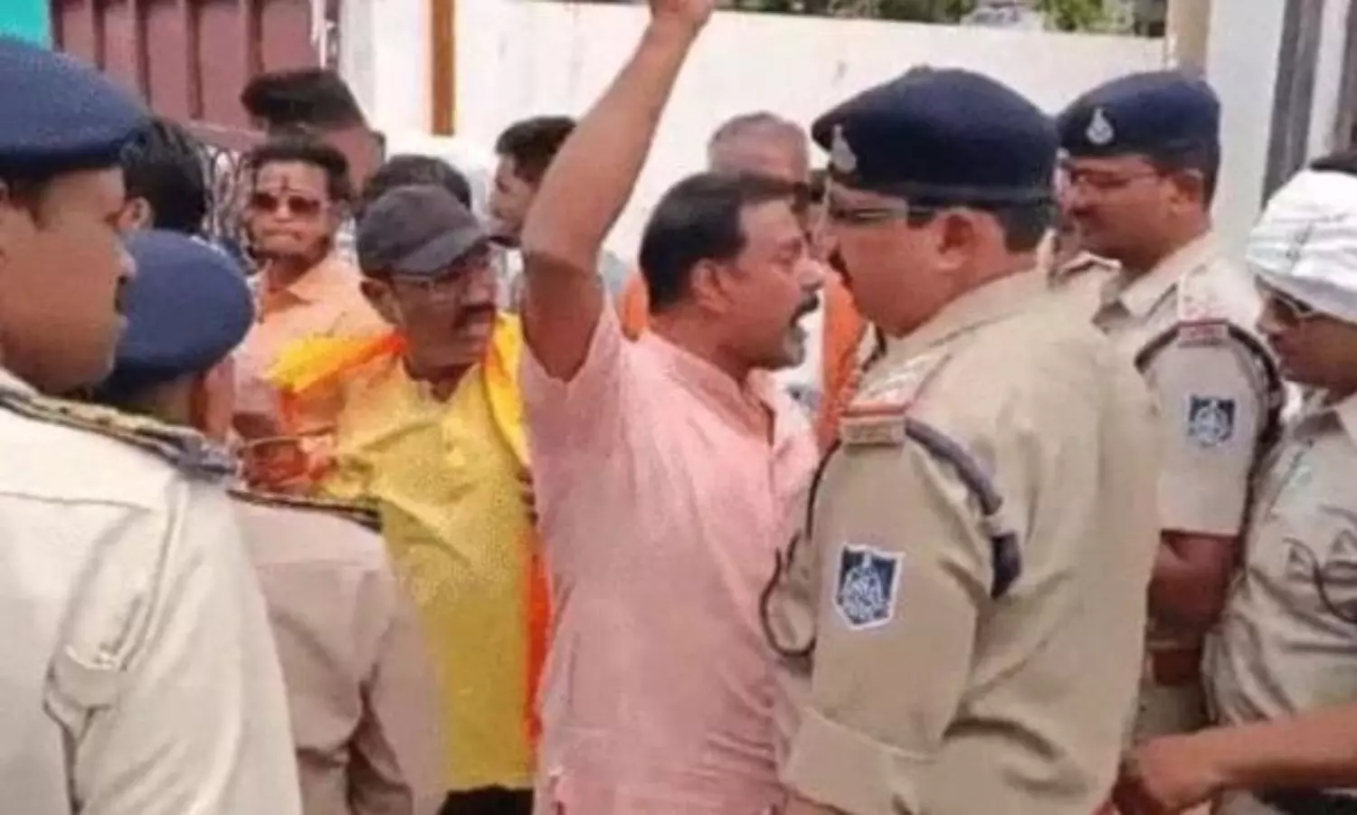 Principal’s ‘WhatsApp status on Lord Ram’: Jabalpur school ransacked