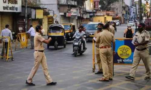 Pune police arrest gangster who hurled money during qawwali programme