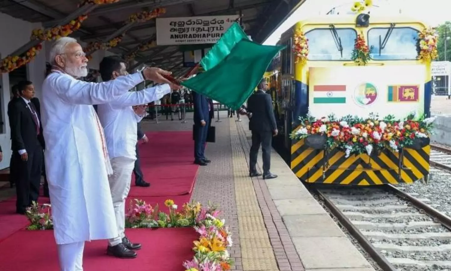 PM Modi, Lankan Prez launch India-backed railway projects in Anuradhapura