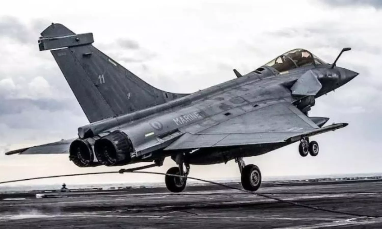 India approves a deal to buy 26 Rafale fighter marine jets from France