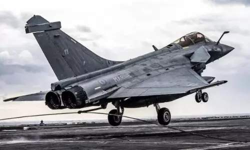India approves a deal to buy 26 Rafale fighter marine jets from France