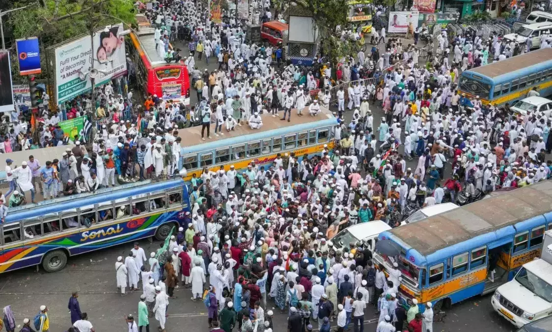 Aliah University students rally against Waqf Amendment Act