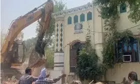 mosque demolished