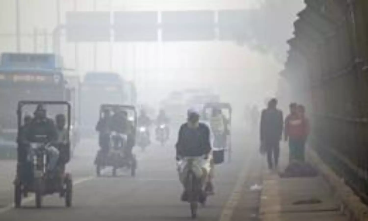 Early exposure to air, light pollution increases risk of paediatric thyroid cancer