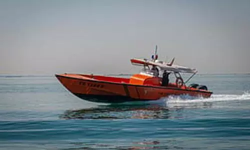 UAE evacuates 10 sailors after vessel fire