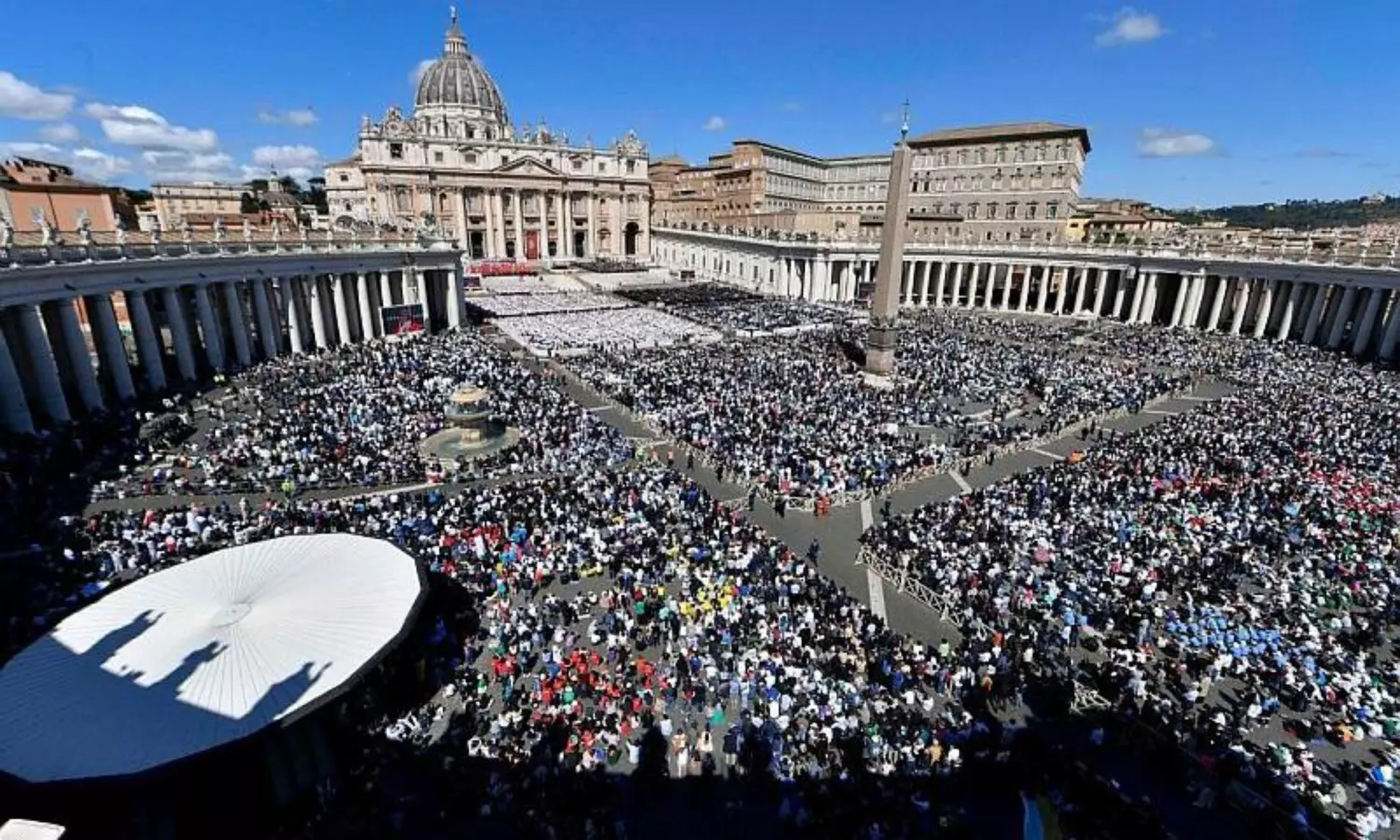 Over 2 lakh people, global leaders attend Pope Francis funeral at Vatican