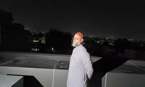 Positive response to lights-off protest against Waqf Act in Telangana