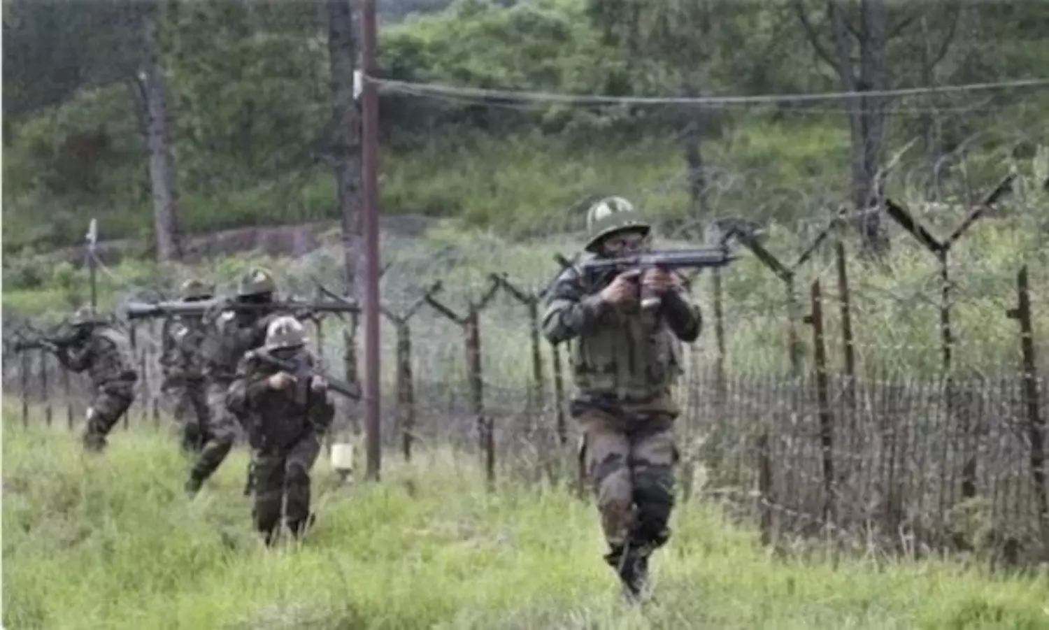 Pakistan Army opens unprovoked firing on LoC in J&K for 8th consecutive day