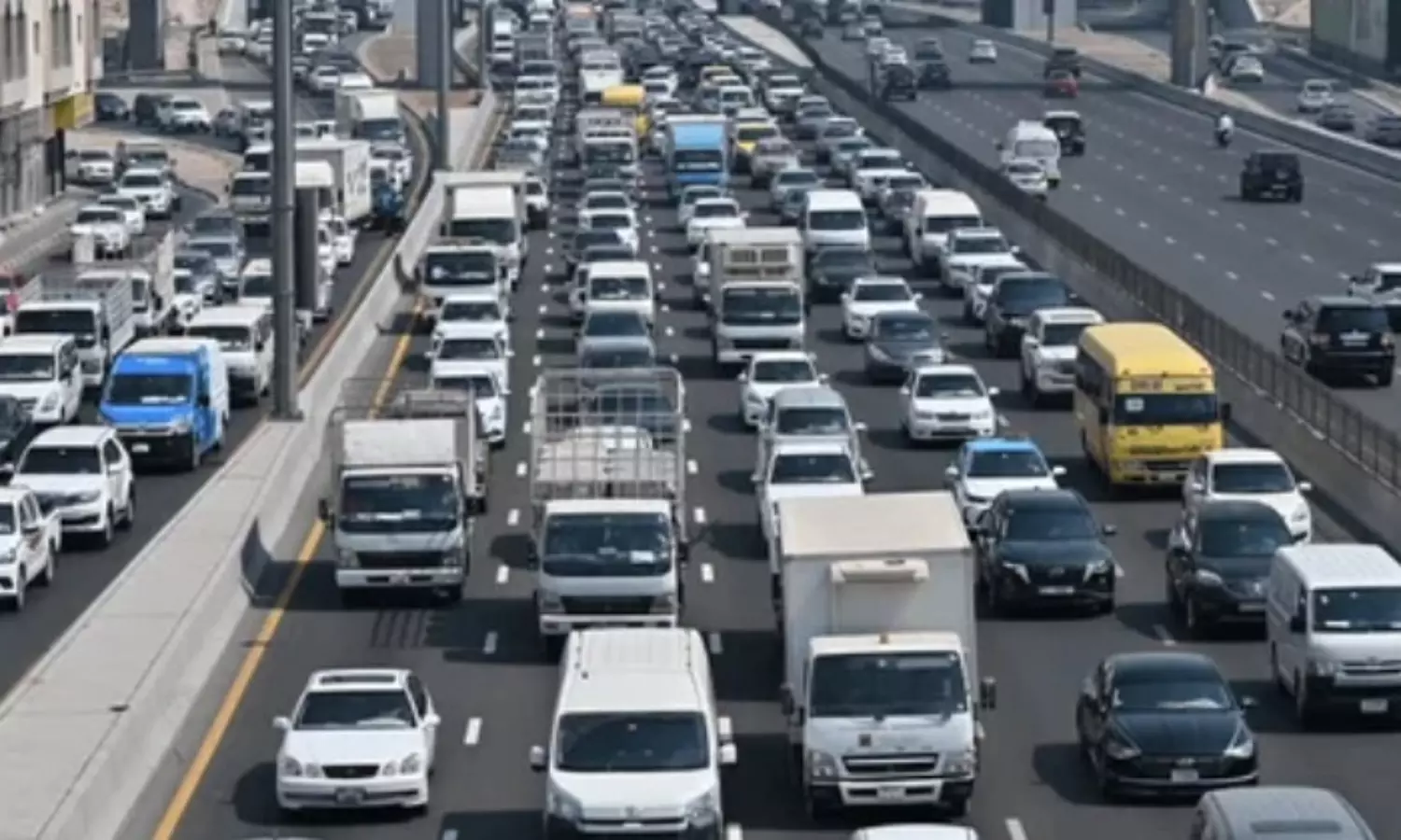 Dubai warns of weekend delays on Emirates Road until August 30