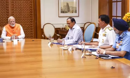 Navy Chief meets PM Modi as India tightens noose around Pakistan