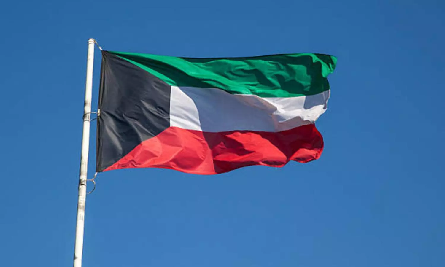 Kuwait urges India, Pakistan to resolve conflict peacefully