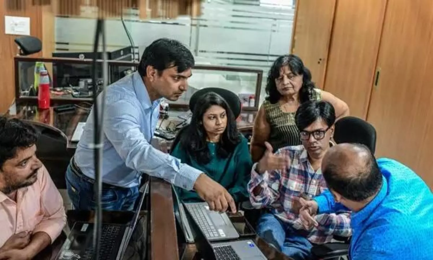 Alt News’ Zubair gets unexpected support from right-wing to debunk Pakistani fake news