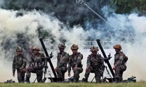 Infiltration bid in J&Ks Samba foiled, as Pak continues heavy mortar shelling