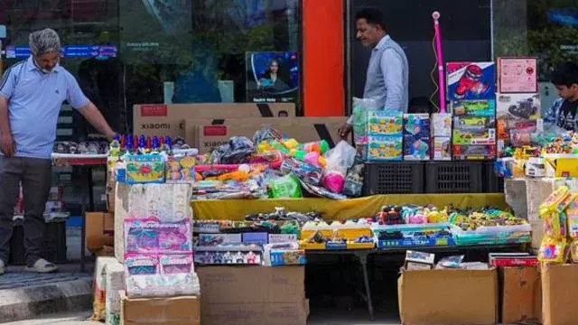 Calm prevails in Jammu and Kashmir, security forces stay vigilant